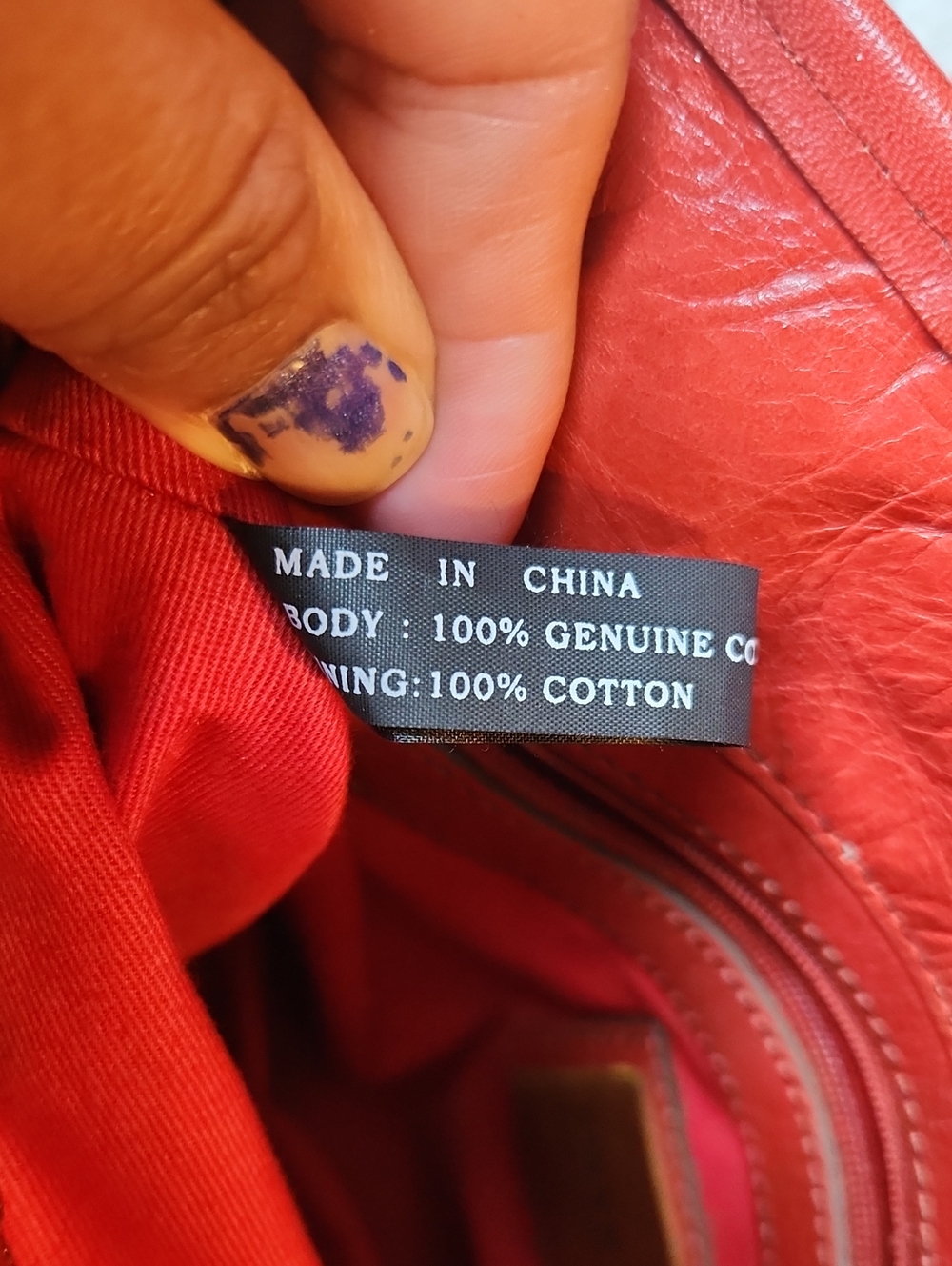 Vintage MAXX NEW YORK, Red Glossy, Red Cow Leather Y2K, 90s , Hand Bag - Picture 11 of 15